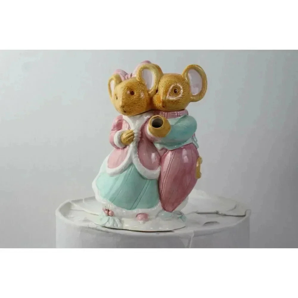 Her&Him mouse indoor watering pot 7inch tall